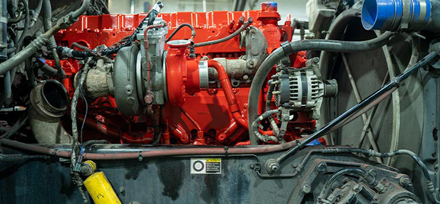 A Comparison Between Truck Engine Repair And Engine Rebuild